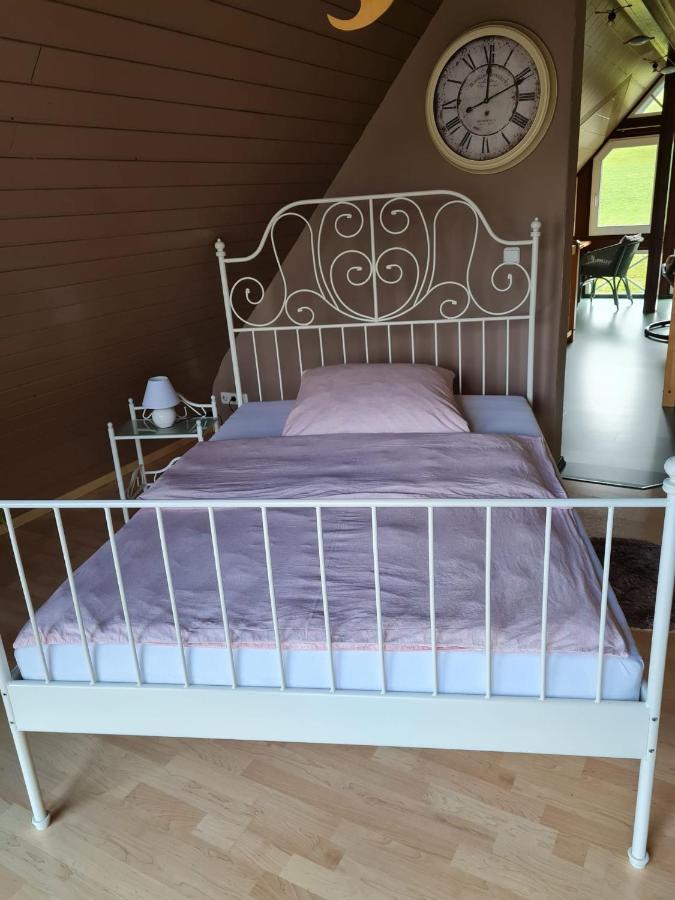 Ferienwohnung Fitness Entspannung Sauna Im Westerwald Derschen Exterior photo